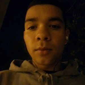 Meet your Posher, Julian